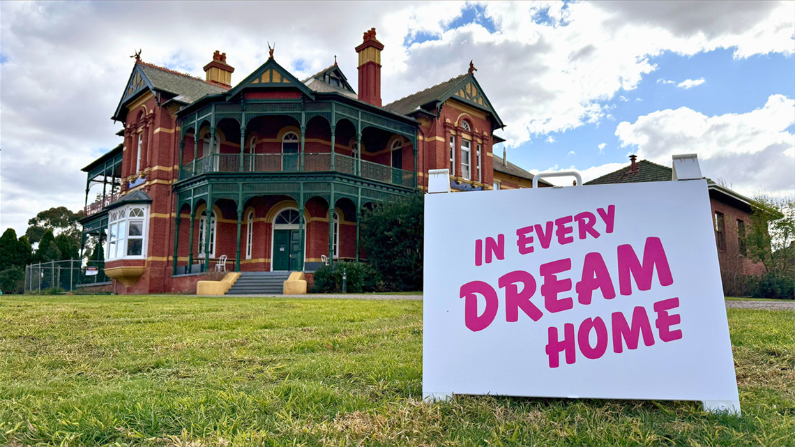 Nat Thomas, In Every Dream Home a Heartache 2026.png